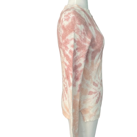 We the Free Free People Swirl Tee Tie Dye Mock Neck Rib Thermal Top | medium - Picture 3 of 7